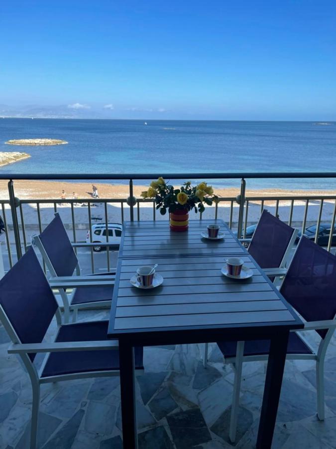 Seafront One Bedroom Apartment With A Terrasse Swimming Pool And A Parking Antibes Exterior foto