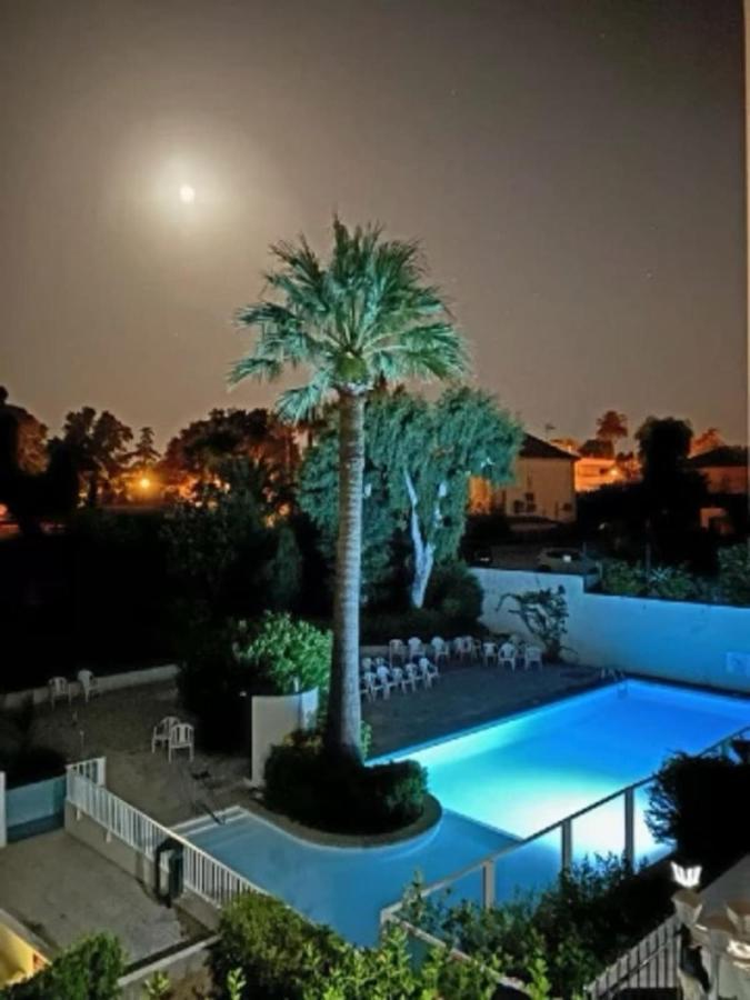Seafront One Bedroom Apartment With A Terrasse Swimming Pool And A Parking Antibes Exterior foto